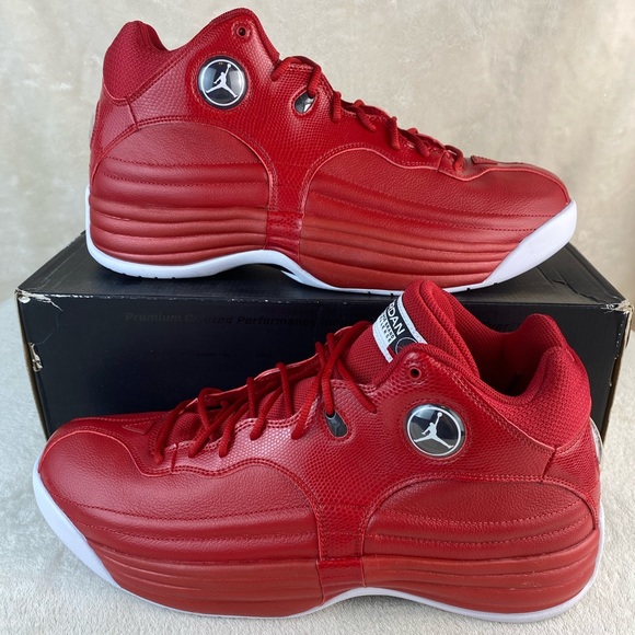 jordan jumpman tennis shoes